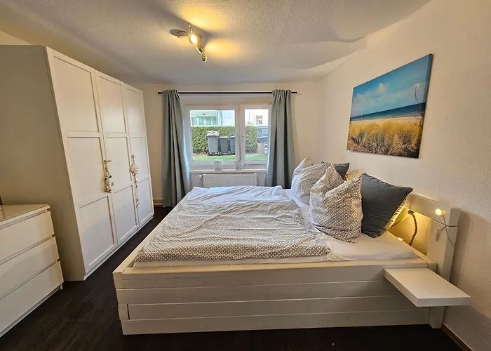 Raphael Timmendorfer Gorch-fock-strasse * Timmendorfer Strand